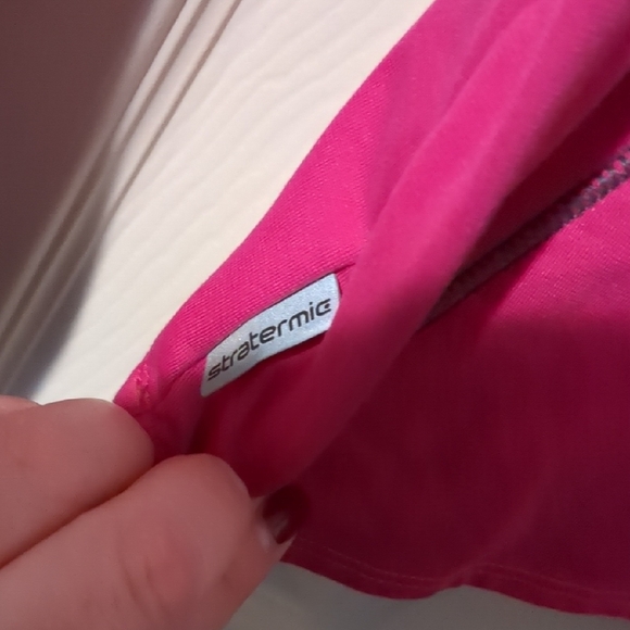 HALARA Vibrant Pink Long Sleeve jacket - Picture 4 of 5